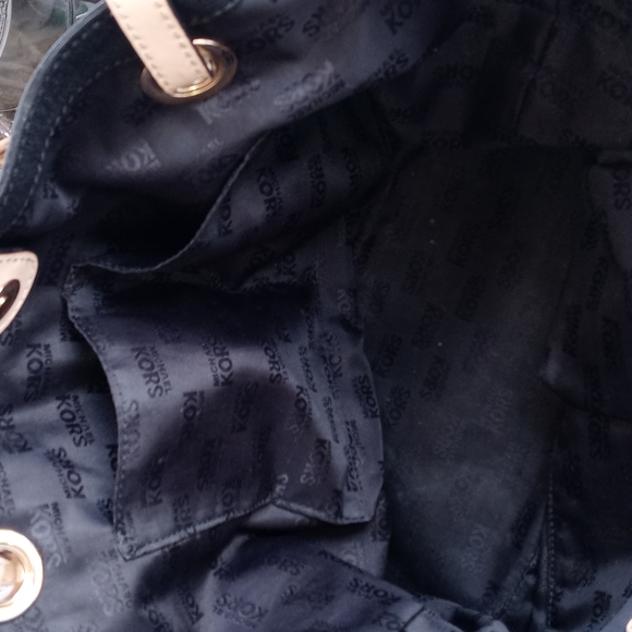 MK JET SET LARGE LEATHER TOTE/PURSE/BAG - Picture 7 of 11